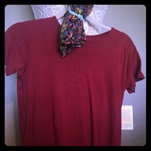 Girls shirt and leggings set.
